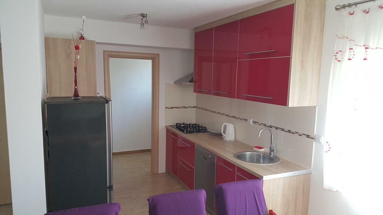 Apartment Rose พูลา ภายนอก รูปภาพ